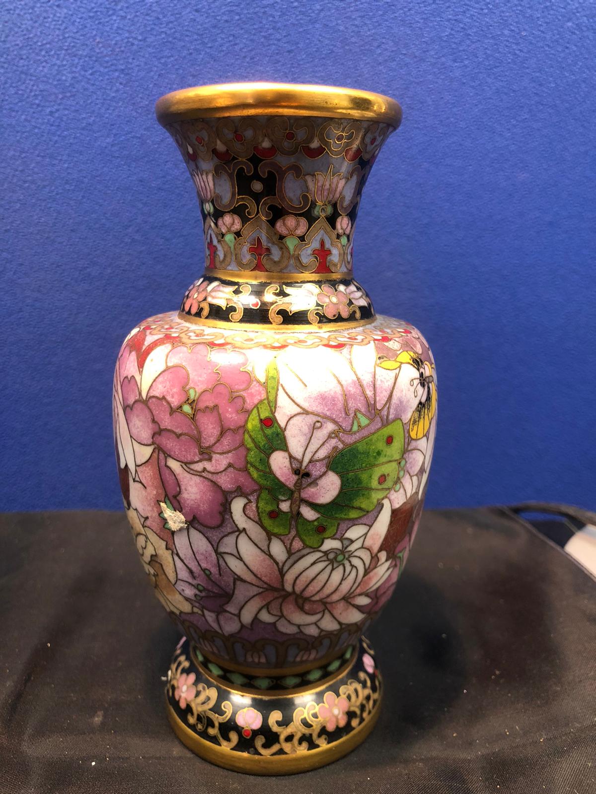 Vaso in smalto cloisonné