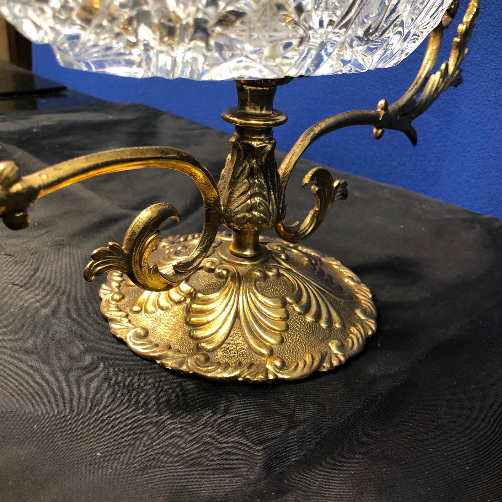 Centrotavola in cristallo con il rialzo in ferro dorato in stile liberty - immagine 4