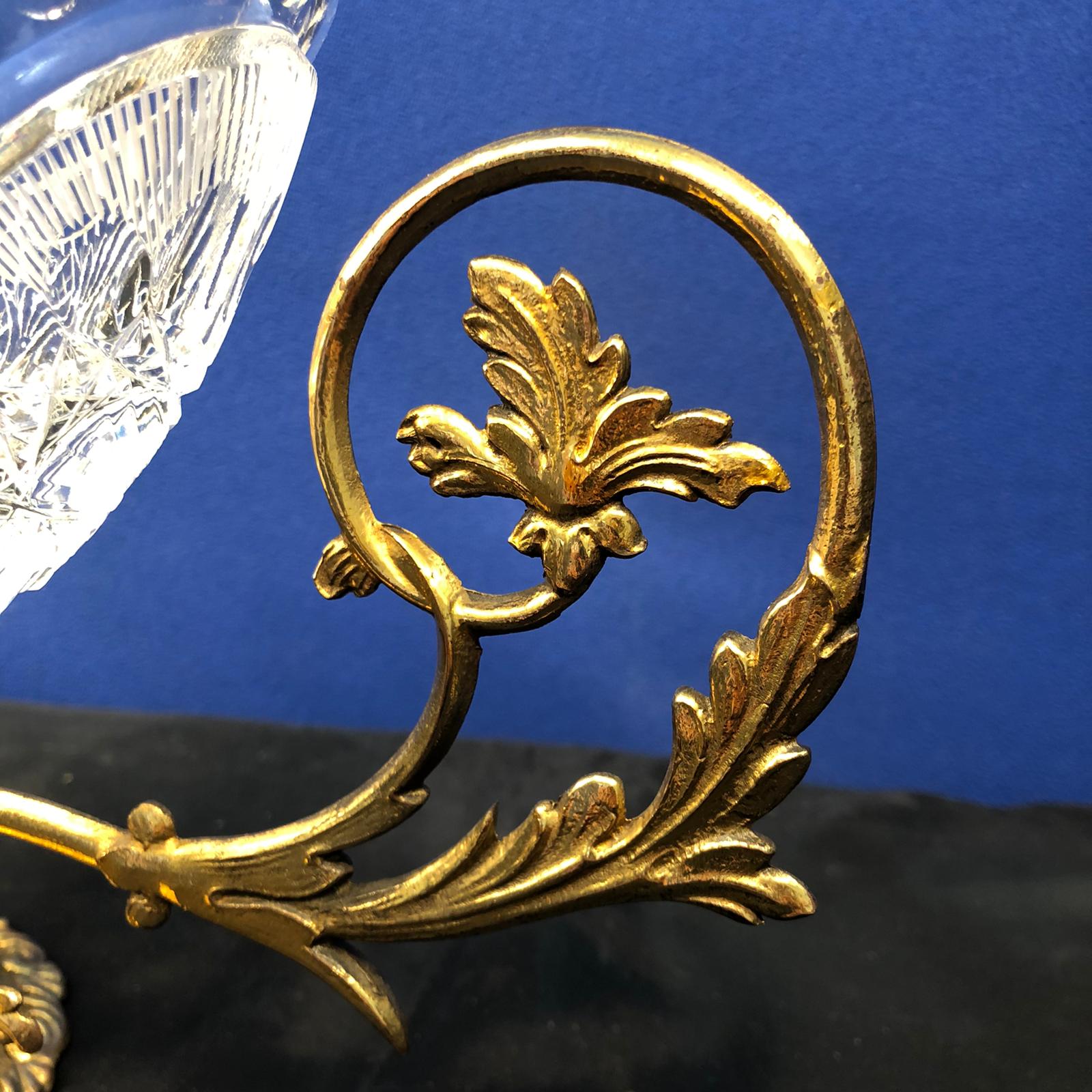 Centrotavola in cristallo con il rialzo in ferro dorato in stile liberty - immagine 3