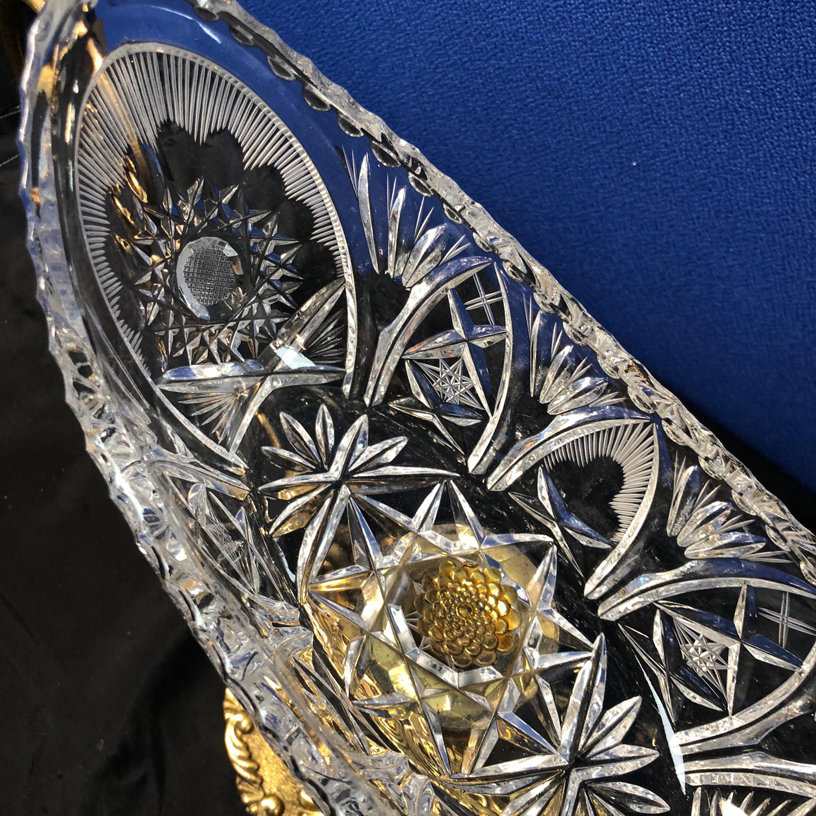 Centrotavola in cristallo con il rialzo in ferro dorato in stile liberty - immagine 2