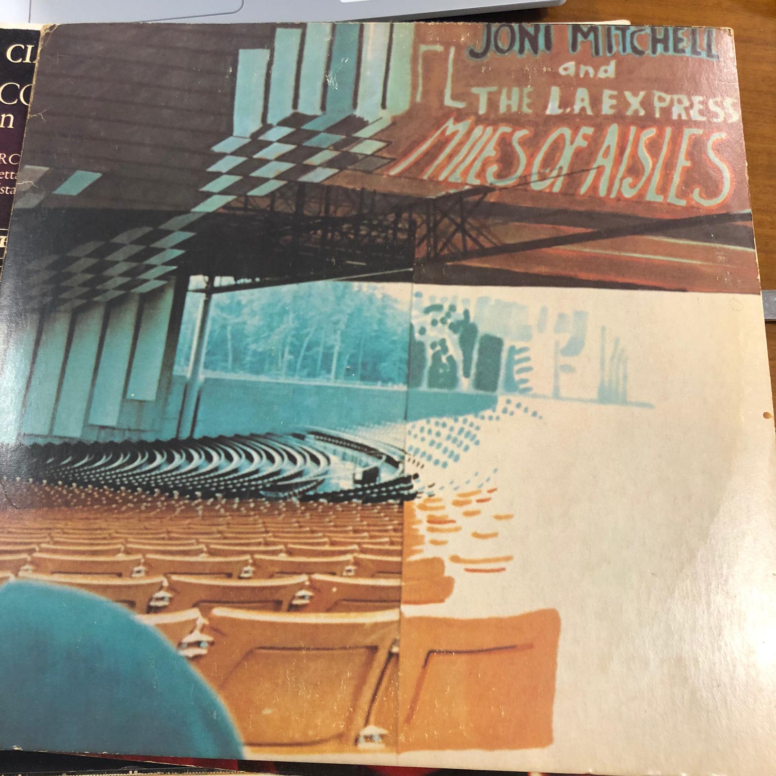 Joni Mitchell & The L.A.Express Miles Of Aisles - immagine 4