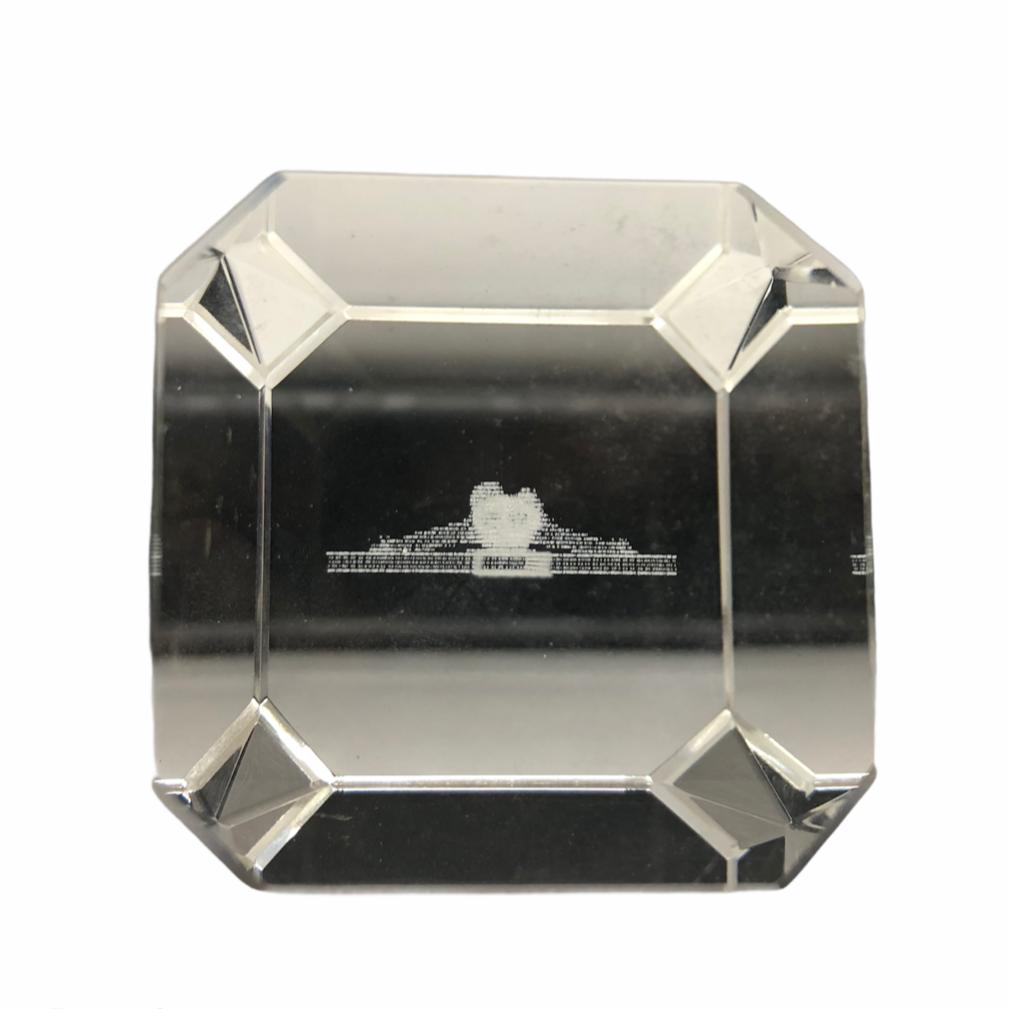 Fermacarte in plexiglass "Cristo" - immagine 3